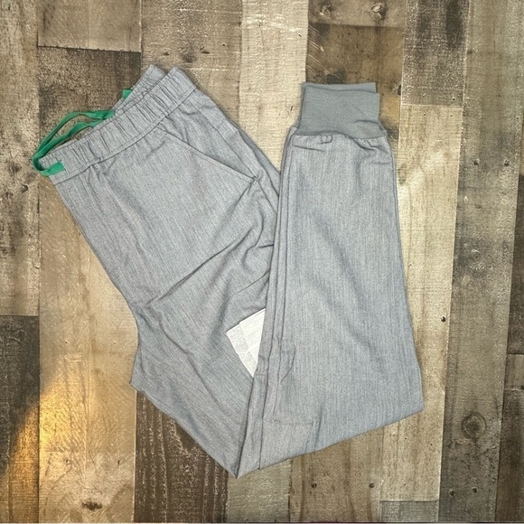 NWT Figs Tansen 2.0 Jogger Scrub Pants size Large Tall - Picture 3 of 9